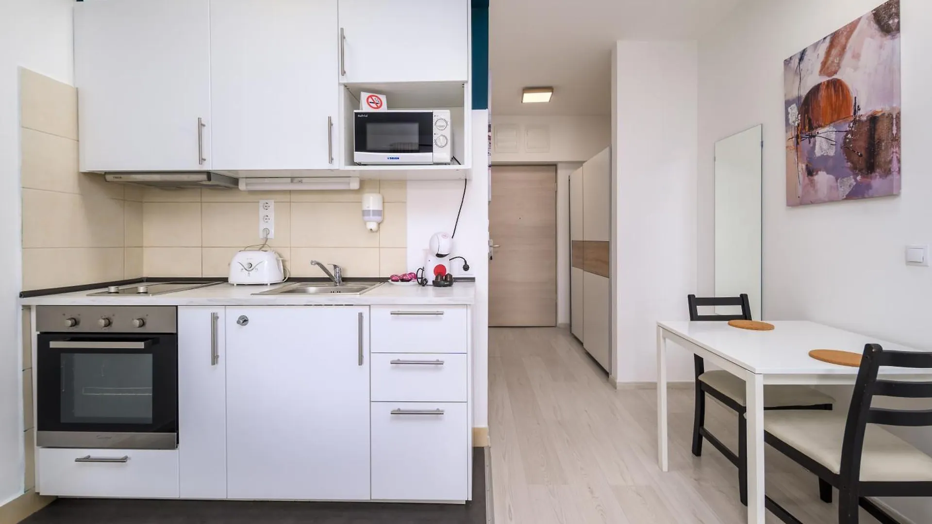 Apartament Atrium Residence Deluxe Suite-Free Parking Garage Same Building Budapeszt