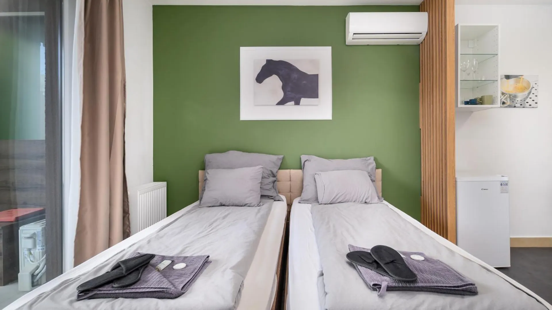 Atrium Residence Deluxe Suite-Free Parking Garage Same Building Budapeszt 0*,