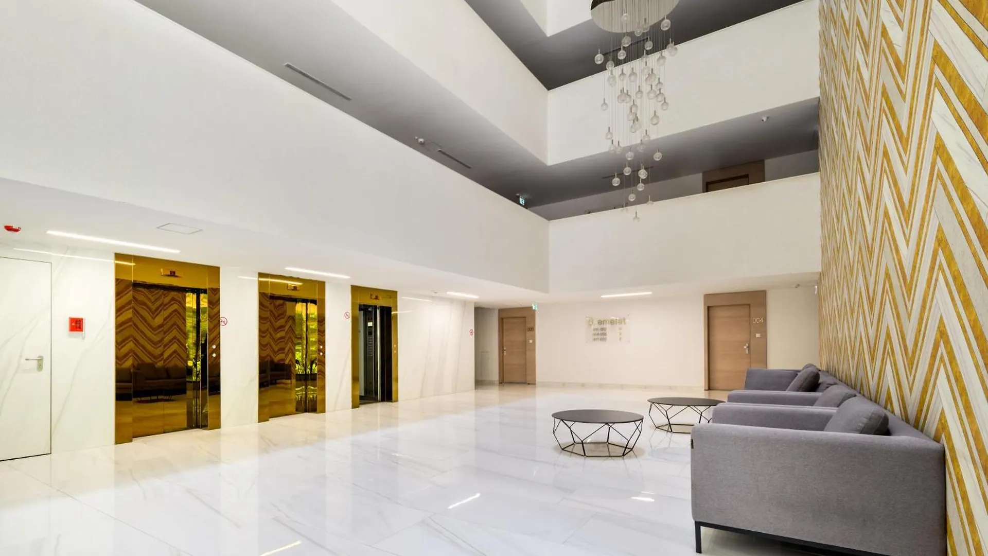 Atrium Residence Deluxe Suite-Free Parking Garage Same Building Budapeszt Apartament