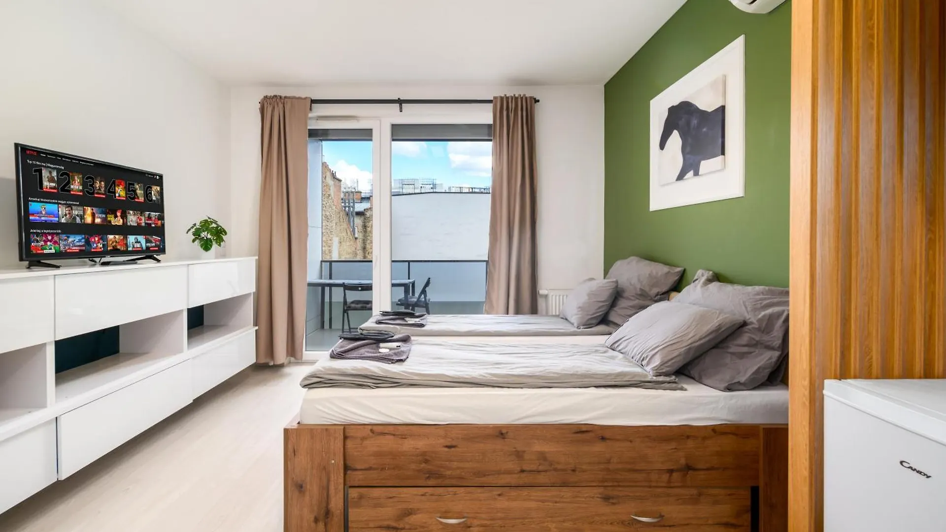 Atrium Residence Deluxe Suite-Free Parking Garage Same Building Budapeszt