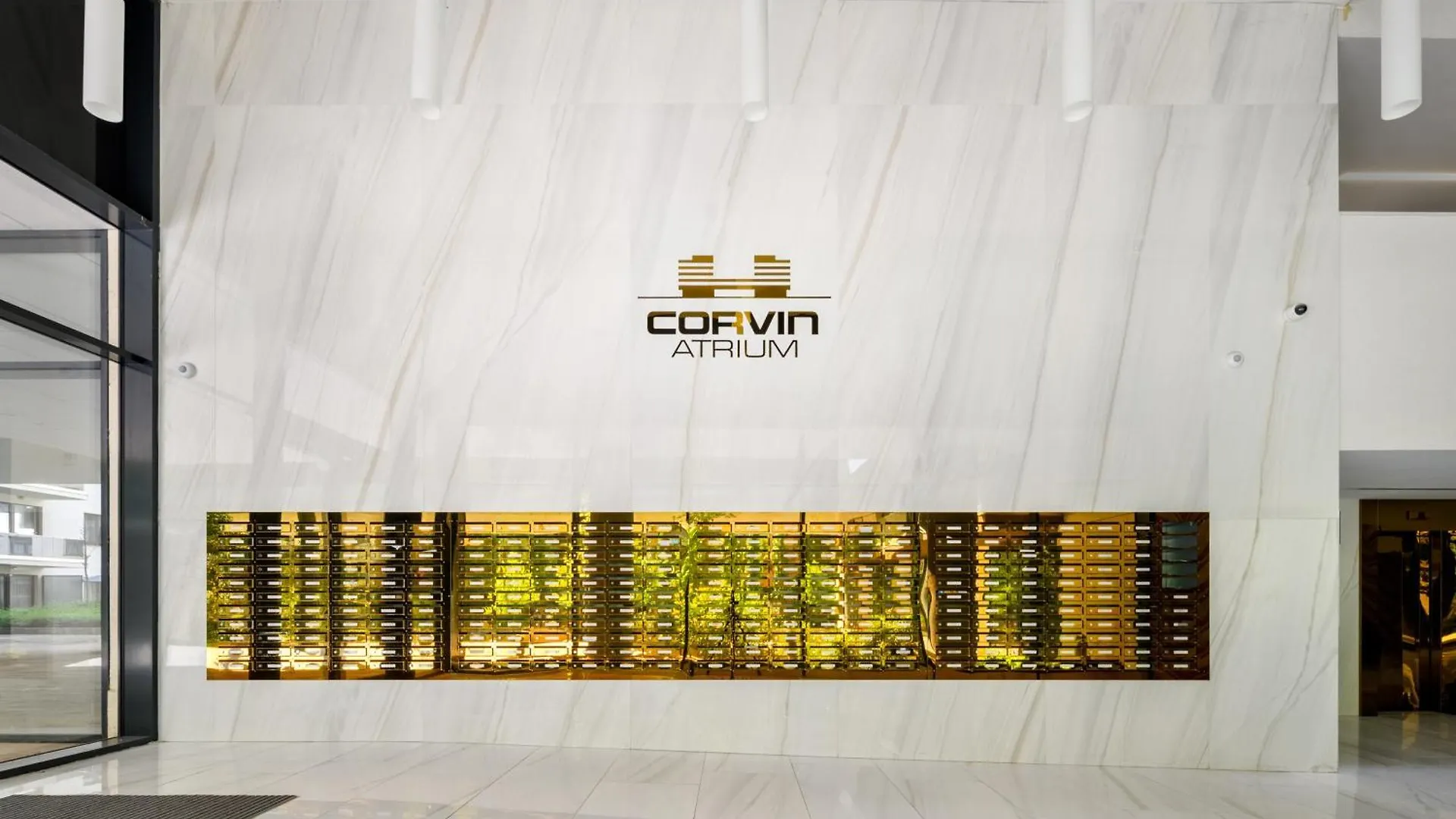 アパート Atrium Residence Deluxe Suite-Free Parking Garage Same Building ブダペスト ハンガリー